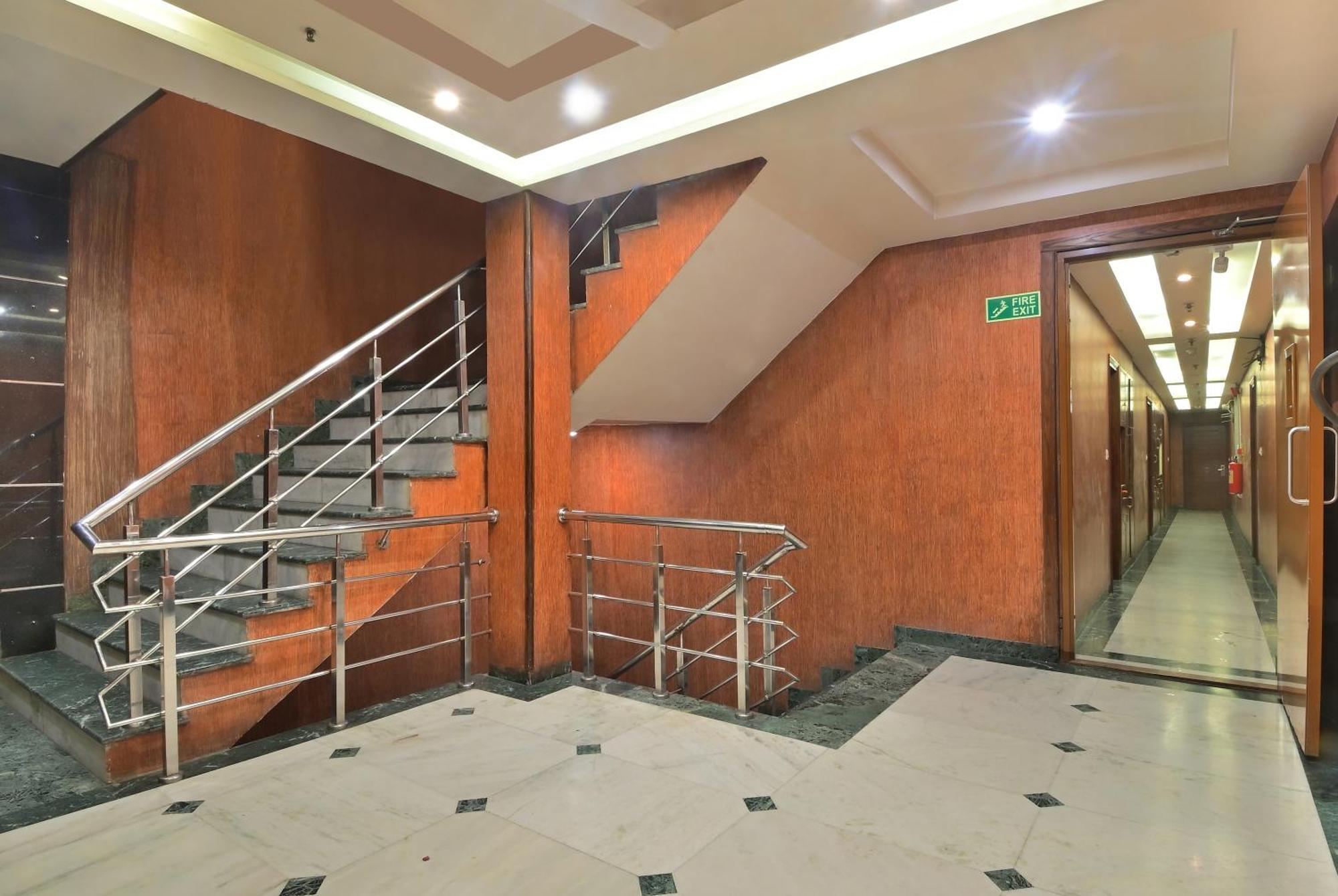 Hotel Hari Piorko Grand - 2 Min From New Delhi Railway Station المظهر الخارجي الصورة